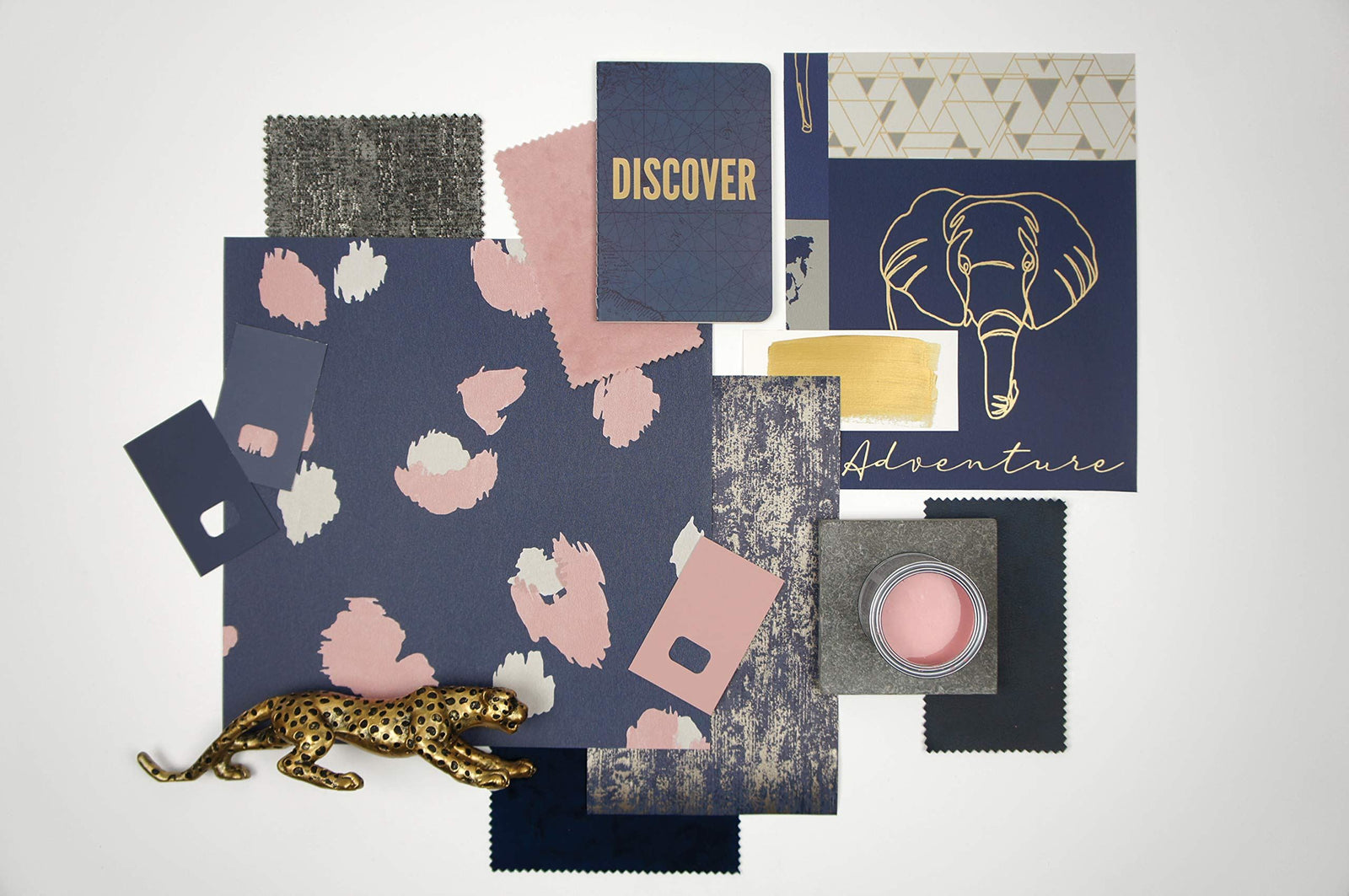 Holden Decor Amur Navy Wallpaper 91071